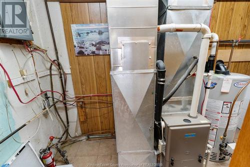 4 Pulley Road, Leamington, ON - Indoor Photo Showing Basement