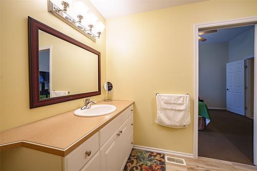 114 Bass Road, Enderby, BC - Indoor Photo Showing Bathroom