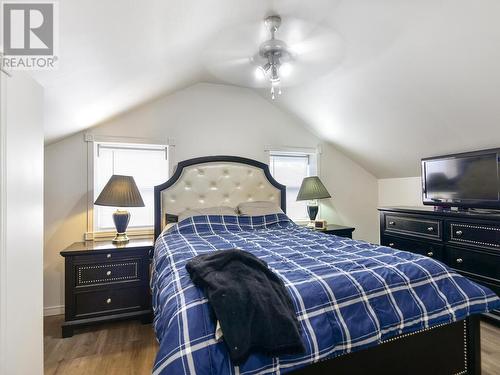 4775 Algonquin Road, Augusta (809 - Augusta Twp), ON - Indoor Photo Showing Bedroom