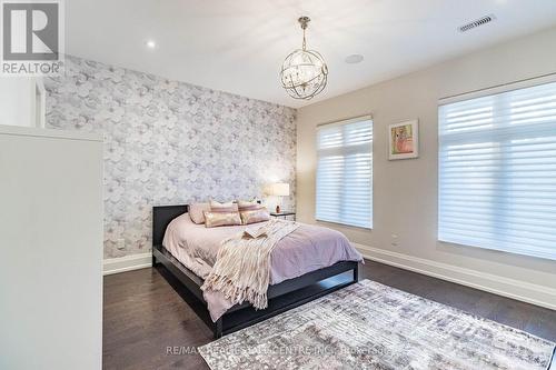 76 Ben Machree Drive, Mississauga, ON - Indoor Photo Showing Bedroom