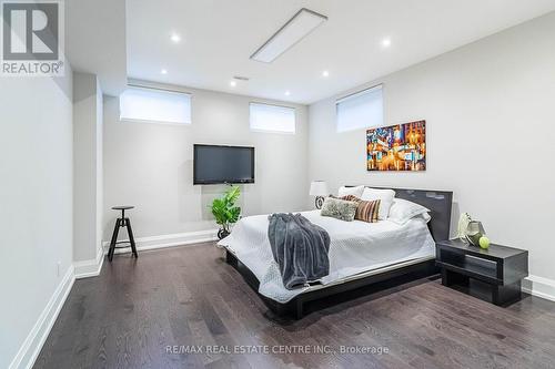 76 Ben Machree Drive, Mississauga, ON - Indoor Photo Showing Bedroom