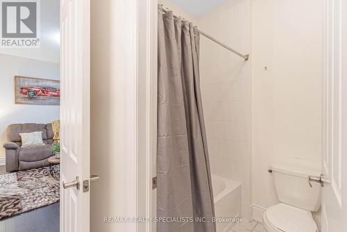 30 Trail Rider Drive, Brampton, ON - Indoor Photo Showing Bathroom