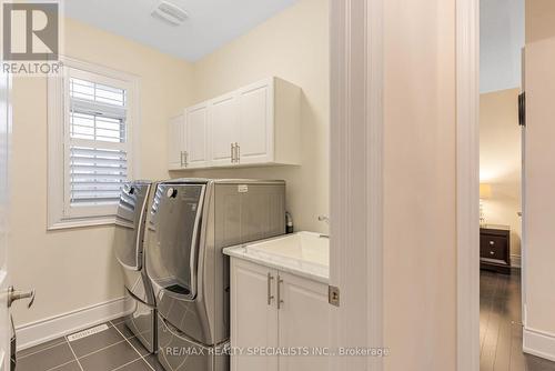 30 Trail Rider Drive, Brampton, ON - Indoor Photo Showing Laundry Room