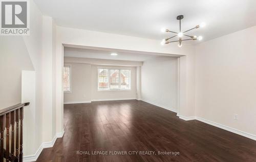 16 Quillberry Close, Brampton, ON - Indoor Photo Showing Other Room