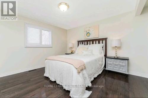 19 Mckinnon Avenue, Halton Hills, ON - Indoor Photo Showing Bedroom