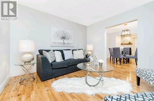 19 Mckinnon Avenue, Halton Hills, ON - Indoor Photo Showing Living Room