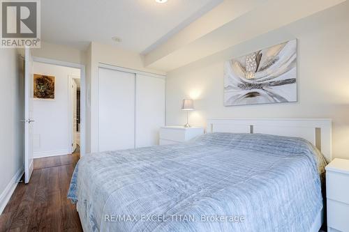 908 - 7 North Park Road, Vaughan, ON - Indoor Photo Showing Bedroom