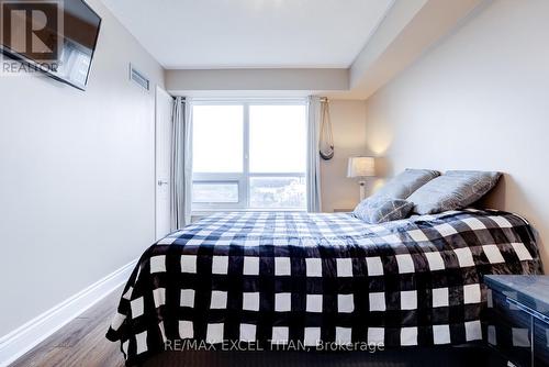 908 - 7 North Park Road, Vaughan, ON - Indoor Photo Showing Bedroom