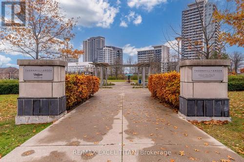 908 - 7 North Park Road, Vaughan, ON - Outdoor