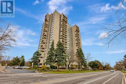 202 - 1389 White Oaks Boulevard, Oakville, ON - Outdoor With Balcony With Facade