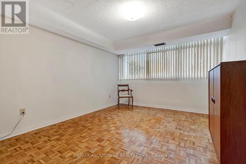 202 - 1389 White Oaks Boulevard, Oakville, ON - Indoor Photo Showing Other Room