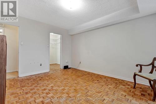 202 - 1389 White Oaks Boulevard, Oakville, ON - Indoor Photo Showing Other Room