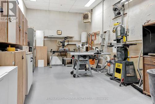 202 - 1389 White Oaks Boulevard, Oakville, ON - Indoor Photo Showing Basement