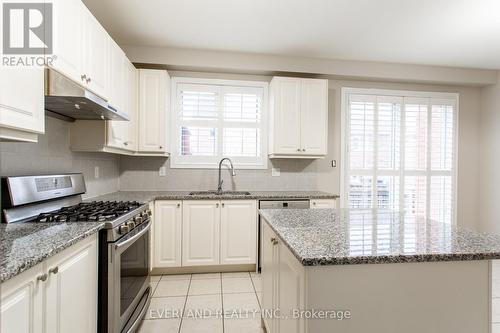 Main - 32 Harper Hill Drive, Ajax, ON - Indoor Photo Showing Kitchen With Upgraded Kitchen