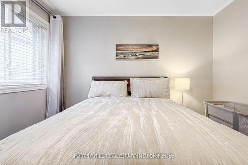 113 Destino Crescent, Vaughan, ON - Indoor Photo Showing Bedroom