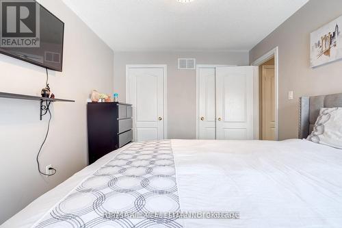 113 Destino Crescent, Vaughan, ON - Indoor Photo Showing Bedroom