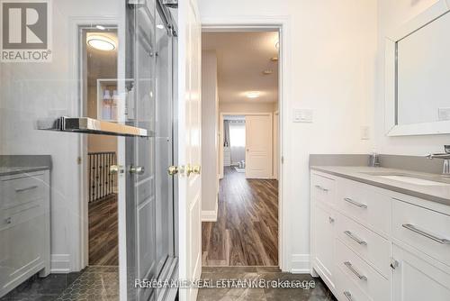 113 Destino Crescent, Vaughan, ON - Indoor Photo Showing Bathroom