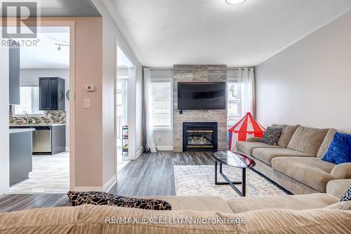 113 Destino Crescent, Vaughan, ON - Indoor Photo Showing Living Room With Fireplace