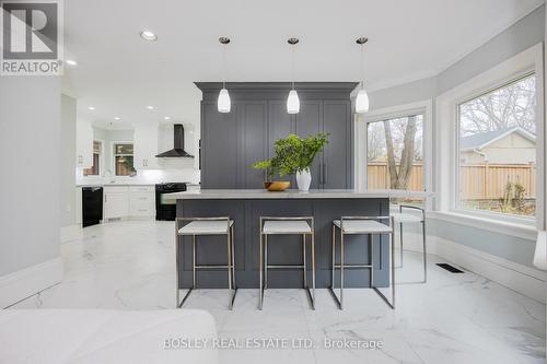 96 Main Street S, Brampton, ON - Indoor Photo Showing Kitchen