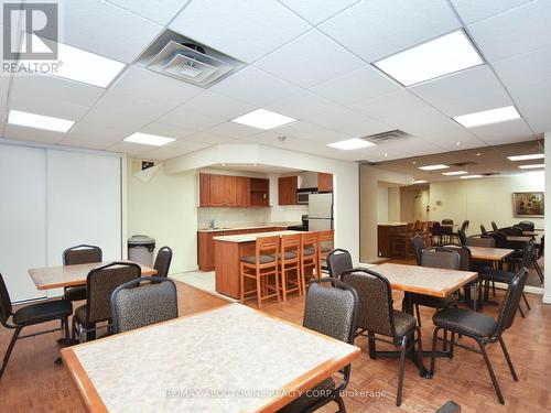 1012 - 3700 Kaneff Crescent, Mississauga, ON - Indoor Photo Showing Dining Room