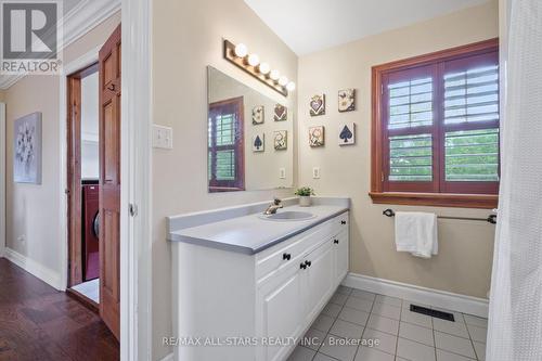 1648 Acorn Lane, Pickering, ON - Indoor Photo Showing Bathroom