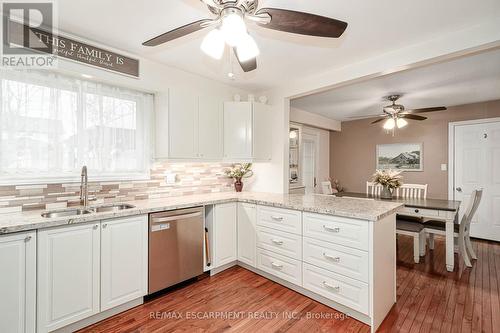 12 School Road, Shelburne, ON - Indoor Photo Showing Kitchen With Double Sink With Upgraded Kitchen