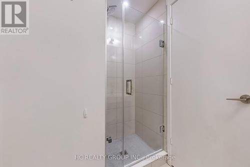 2902 - 1 Yorkville Avenue, Toronto, ON - Indoor Photo Showing Bathroom