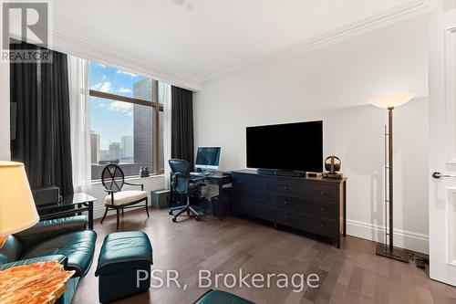 3604 - 311 Bay Street, Toronto, ON - Indoor