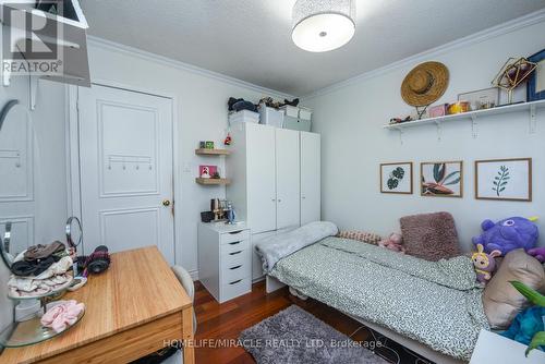 235 Hansen Road, Brampton, ON - Indoor Photo Showing Bedroom