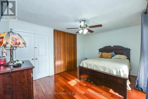 235 Hansen Road, Brampton, ON - Indoor Photo Showing Bedroom