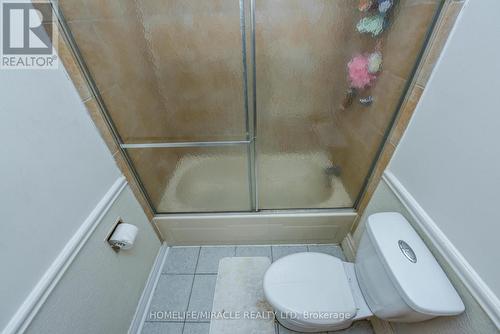 235 Hansen Road, Brampton, ON - Indoor Photo Showing Bathroom