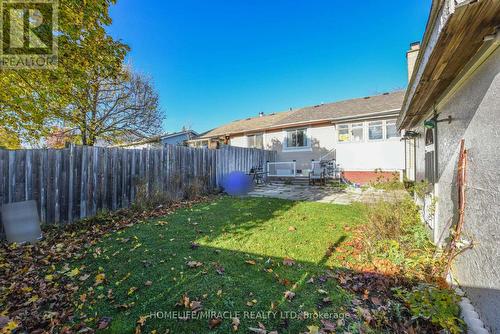 235 Hansen Road, Brampton, ON - Outdoor