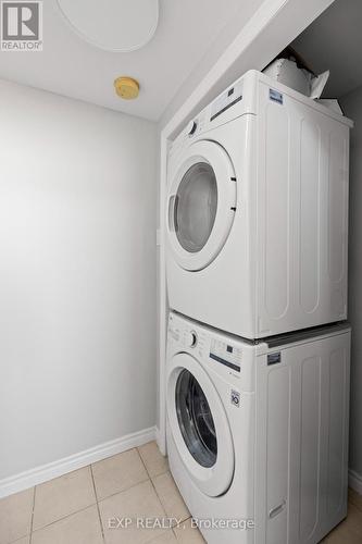 9 Waddington Crescent, Barrie, ON - Indoor Photo Showing Laundry Room