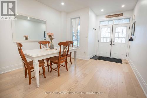 184 Esther Crescent, Thorold (562 - Hurricane/Merrittville), ON - Indoor Photo Showing Dining Room