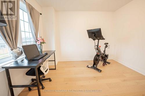 184 Esther Crescent, Thorold (562 - Hurricane/Merrittville), ON - Indoor Photo Showing Gym Room