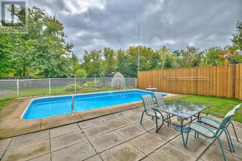 27 Meadowvale Place, Welland (767 - N. Welland), ON - Outdoor With In Ground Pool With Deck Patio Veranda With Backyard