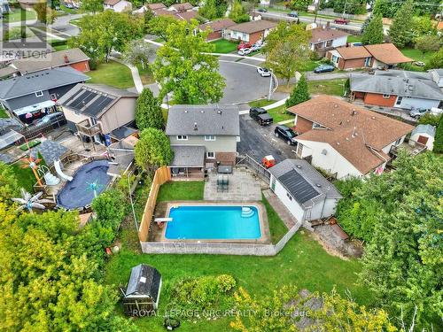 27 Meadowvale Place, Welland (767 - N. Welland), ON - Outdoor With In Ground Pool With View