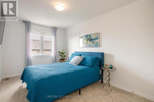 28 - 2235 Blackwater Road, London, ON - Indoor Photo Showing Bedroom