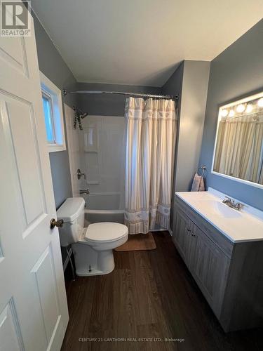 735 County Rd 28 Road N, Prince Edward County (Ameliasburgh), ON - Indoor Photo Showing Bathroom