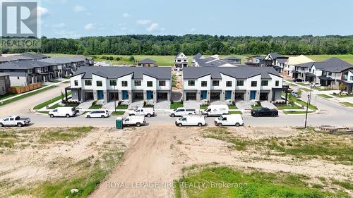 16 Arsenault Crescent, Pelham (662 - Fonthill), ON - Outdoor With Facade