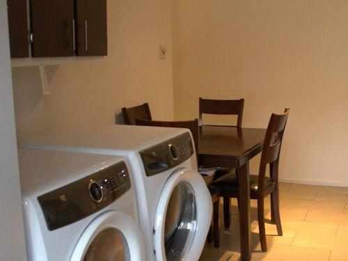 Kitchen - A-8201 Rue Louis-Xiv, Montréal (Saint-Léonard), QC - Indoor Photo Showing Laundry Room