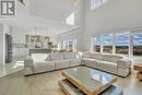 1221 Corby Way, Innisfil, ON  - Indoor Photo Showing Living Room 