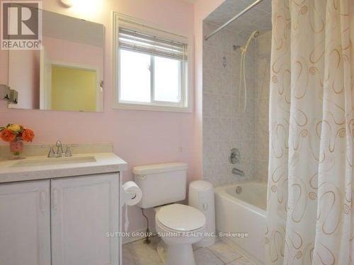 5960 Manzanillo Crescent, Mississauga, ON - Indoor Photo Showing Bathroom