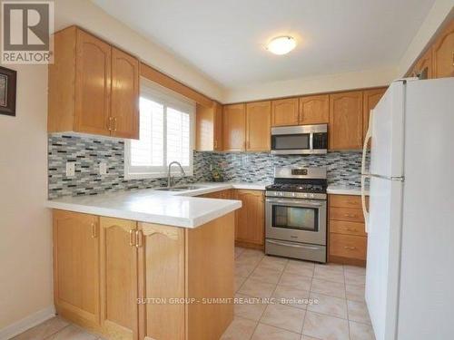 5960 Manzanillo Crescent, Mississauga, ON - Indoor Photo Showing Kitchen