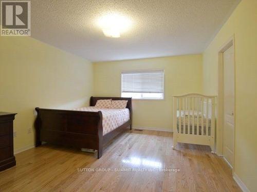 5960 Manzanillo Crescent, Mississauga, ON - Indoor Photo Showing Bedroom