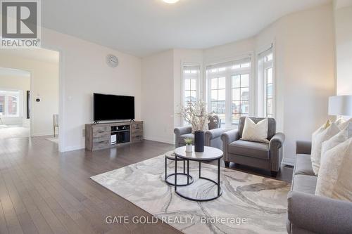 49 Thornvalley Terrace, Caledon, ON - Indoor Photo Showing Living Room