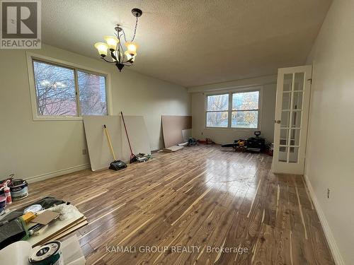 257 London Road, Newmarket, ON - Indoor Photo Showing Other Room