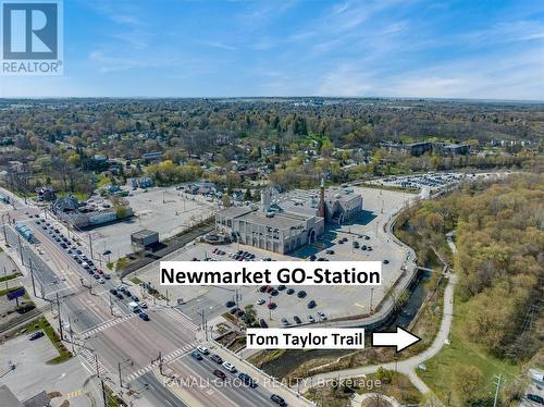 257 London Road, Newmarket, ON -  With View