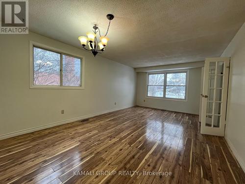 257 London Road, Newmarket, ON - Indoor Photo Showing Other Room