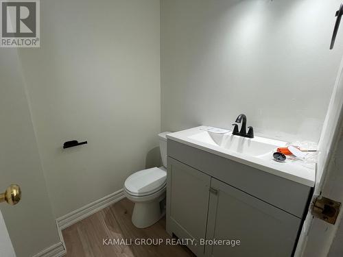 257 London Road, Newmarket, ON - Indoor Photo Showing Bathroom